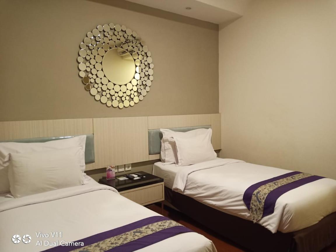 Ayla City Hotel Sorong Eksteriør billede