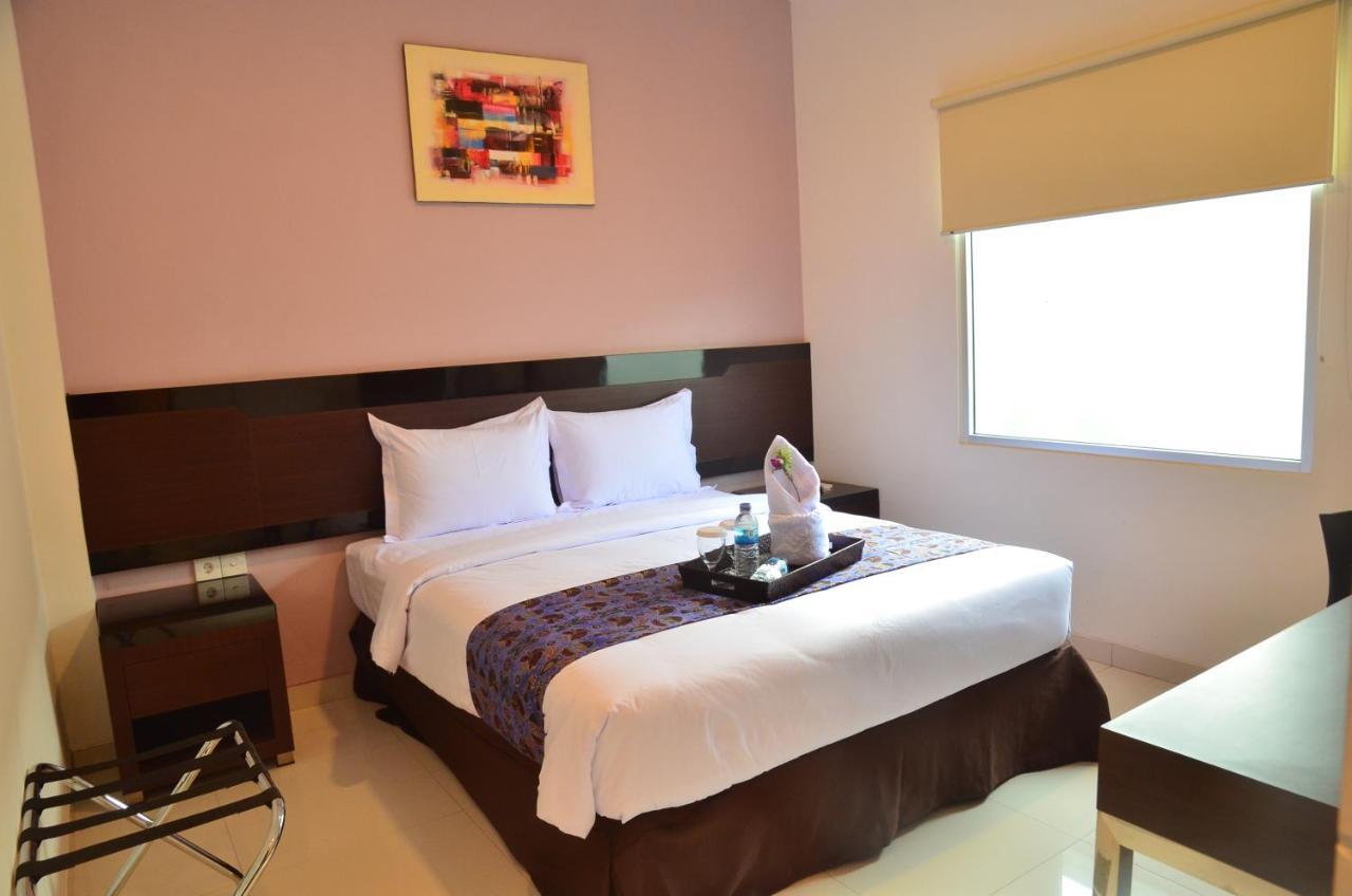 Ayla City Hotel Sorong Eksteriør billede