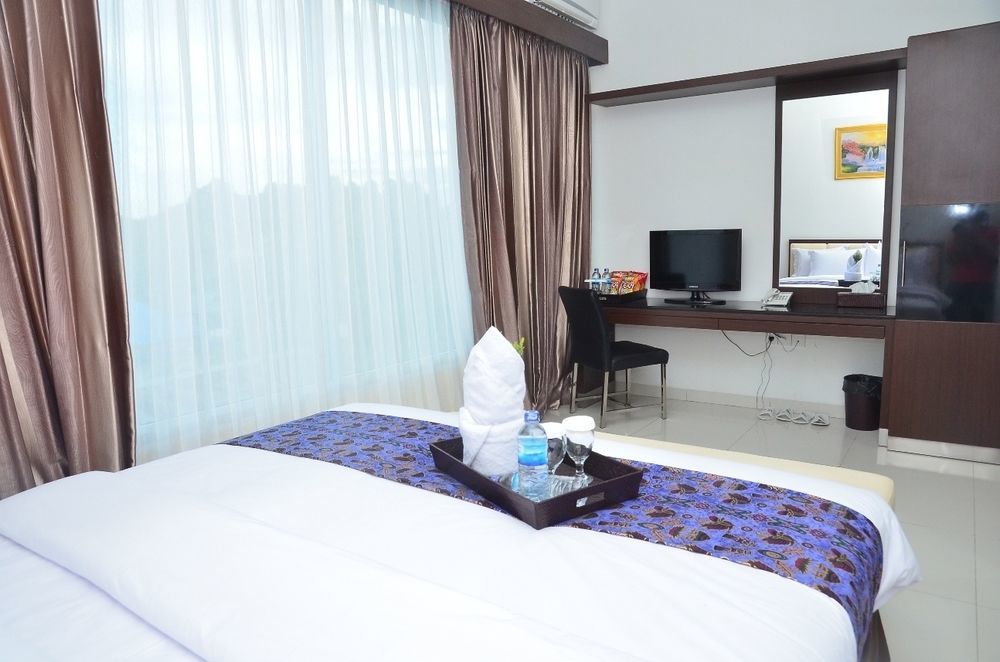 Ayla City Hotel Sorong Eksteriør billede
